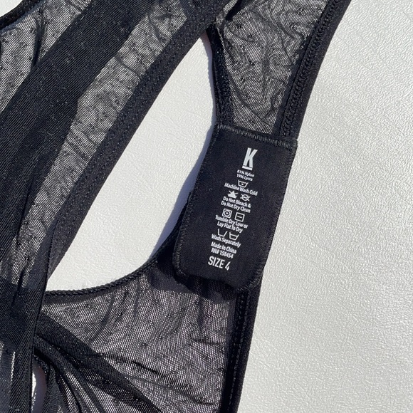 Kit undergarments - mesh tank bra & thong size 4 - Picture 4 of 11